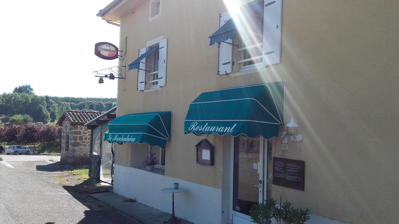 Auberge La Marchadaine Montrollet Exteriör bild